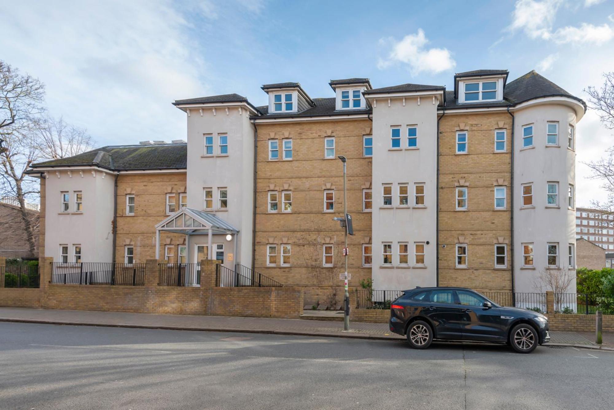 The Loft - Spacious Luxury 2 Bed 2 Bath With Free Secure Parking And Tube Close By London Bagian luar foto