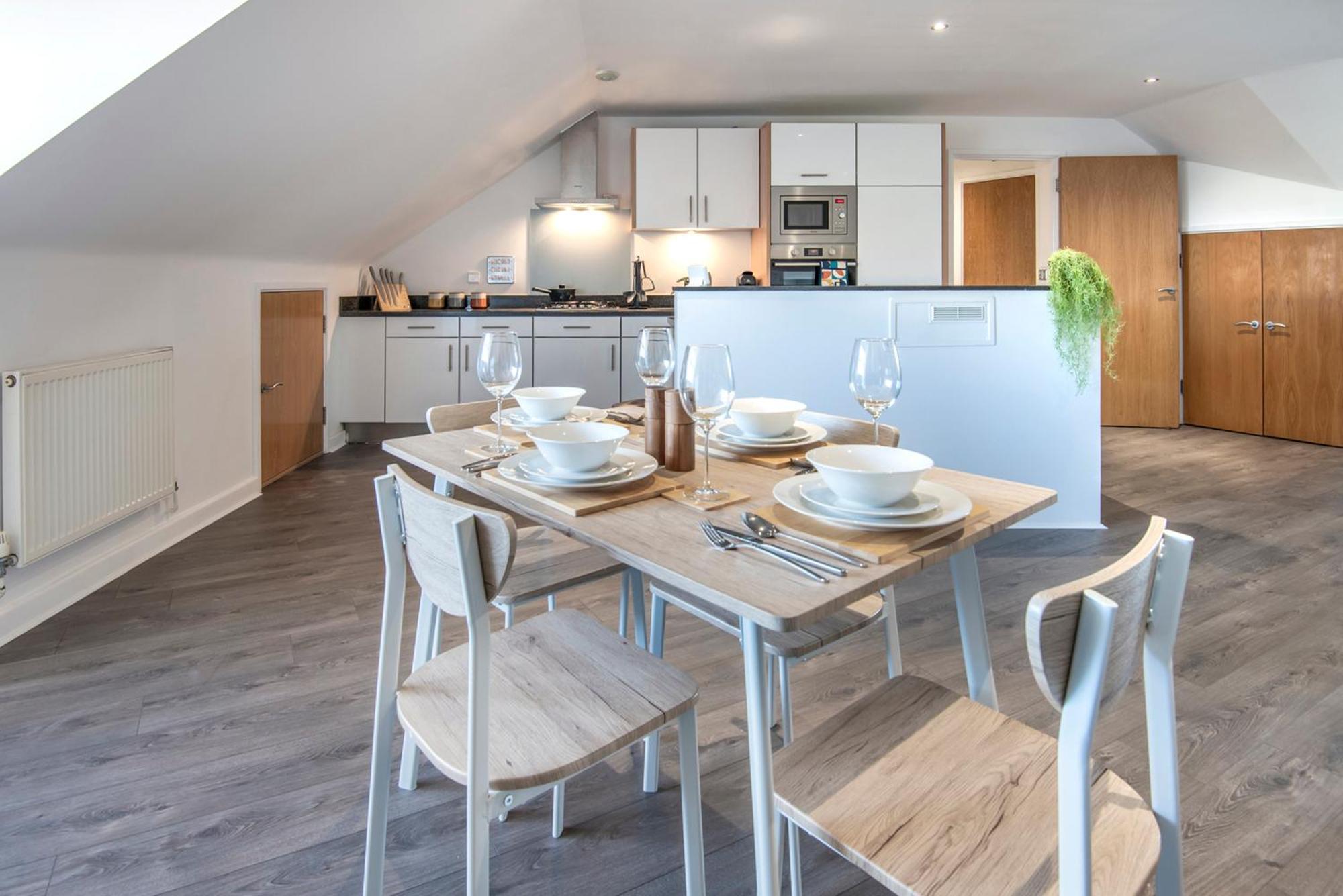 The Loft - Spacious Luxury 2 Bed 2 Bath With Free Secure Parking And Tube Close By London Bagian luar foto