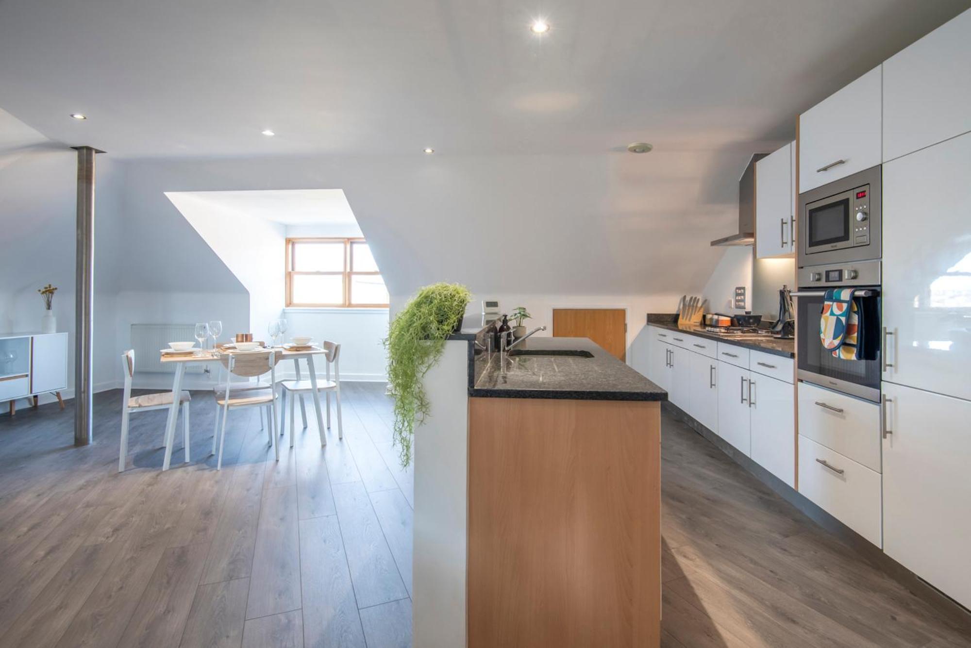 The Loft - Spacious Luxury 2 Bed 2 Bath With Free Secure Parking And Tube Close By London Bagian luar foto